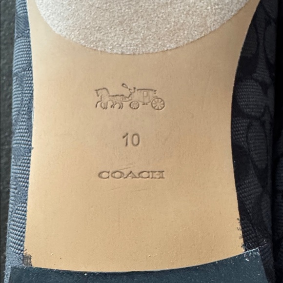 COACH Signature C Chain Helena Loafers - Picture 8 of 9